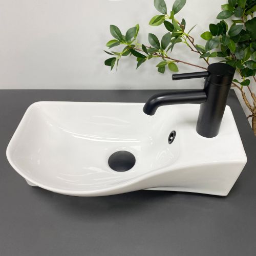 Умивальник (раковина) VBI FERMO L WHITE підвісний Умивальник (раковина) VBI FERMO L WHITE підвісний